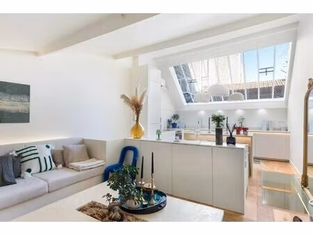 paris 17th district – an ideal pied a terre with id 2886750221