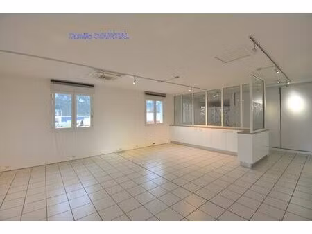 vente bureau 2 pièces 332 m² guilherand-granges (07500)