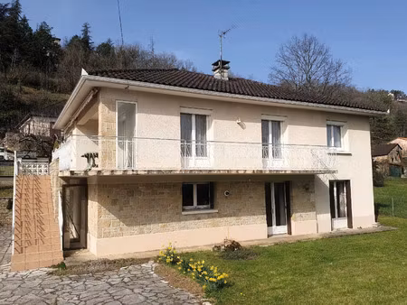 vente maison 7 pièces 174 m² villefranche-de-rouergue (12200)