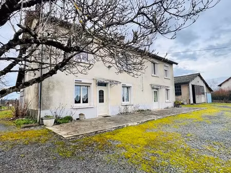vente maison 8 pièces 145 m² à mialet (24450)  112 224 €