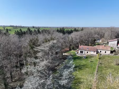 vente maison 6 pièces 107 m² à montmarault (03390)  209 500 €