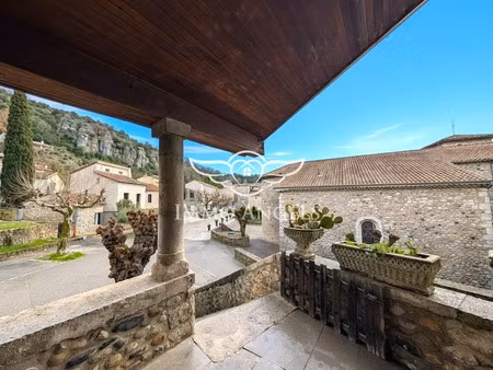 vente maison 11 pièces 220 m² à vogue (07200)  196 000 €