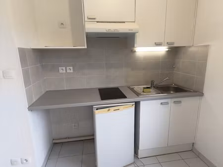 location appartement 1 pièce 24m² mios 33380