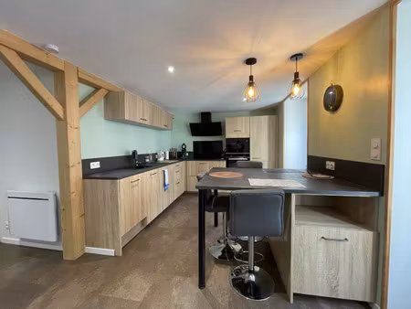 vente appartement 7 pièces 131 m² vic-sur-cère (15800)
