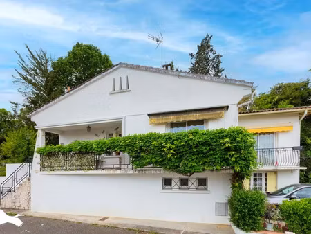 vente maison 6 pièces 130 m² à auch (32000)  244 950 €