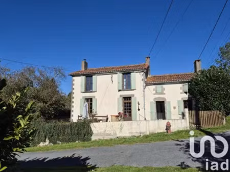maison de campagne à moncoutant (79240)