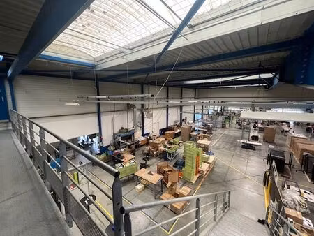 vente local industriel 5727 m² trégueux (22950)