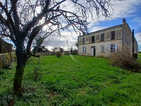 vente maison 6 pièces  210.00m²  crazannes