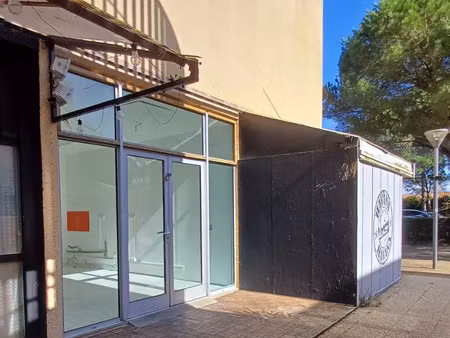 location commerce 22 m² à hourtin (33990)