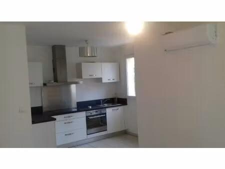 location appartement 2 pièces 47 m² à biguglia (20620)
