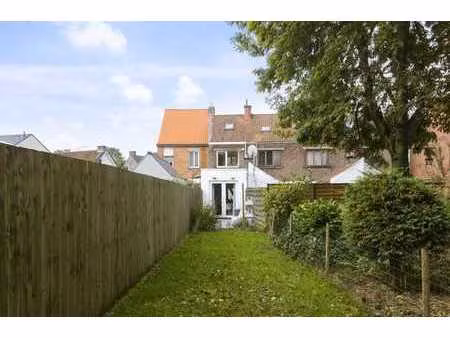 huis te koop in deinze met 2 slaapkamers