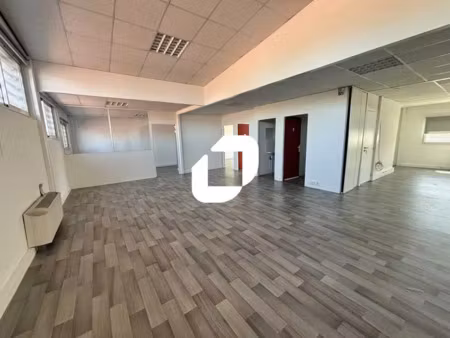 location bureau bordeaux 33100