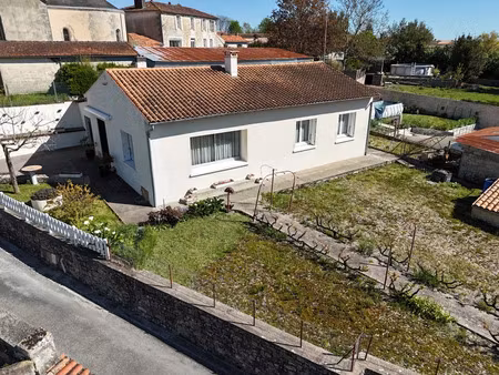 vente maison 4 pièces 96 m² tonnay-boutonne (17380)