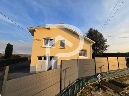 maison 4 pièces de 99 m² sur un terrain de 1655 m²