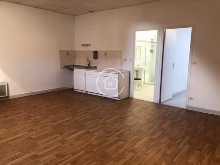 location appartement 1 pièce 58.51 m² à vendome (41100)  417 €