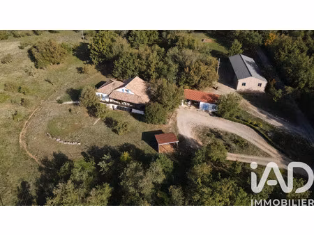 vente maison 5 pièces 136 m² belmont-sainte-foi (46230)