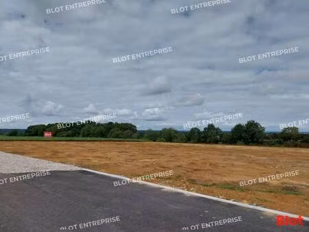 terrain constructible viabilisé à vendre