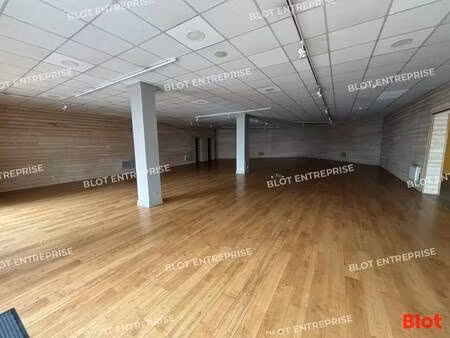 local commercial à vendre