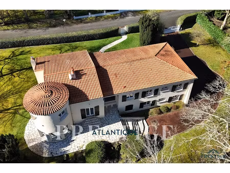 vente maison 8 pièces 216 m² à saint-sebastien-sur-loire (44230)  756 000 €