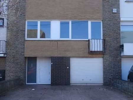 maison à rénover 3 chambres avec jardin beau potentiel