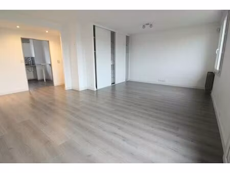 etampes quartier st michel. appartement de type f3 de 70m2.