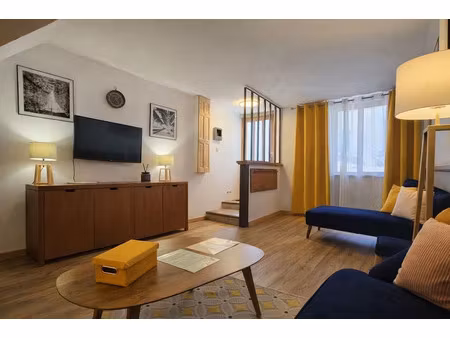 location meublée maison 4 pièces 105 m² à carcassonne (11000)  1 080 €