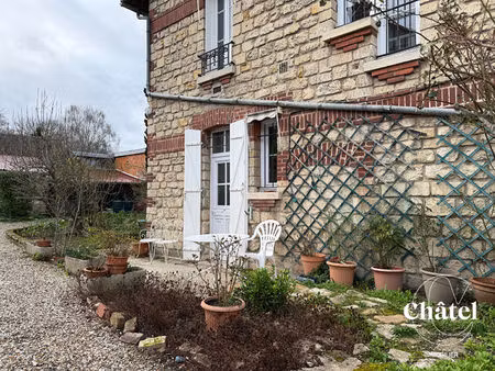 maison centre ville - 3 chambres garage et remises