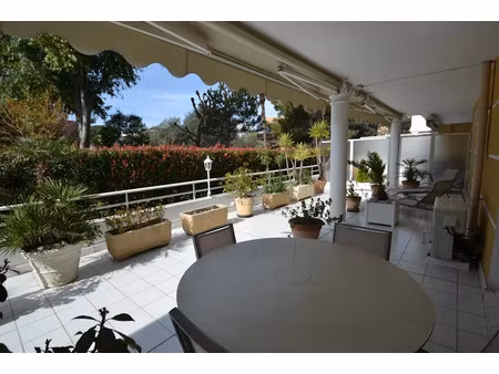 vente appartement 3 pièces 62.6 m² à antibes (06600)  390 000 €