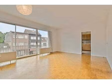 bel appartement avec parking proximité parc jourdain