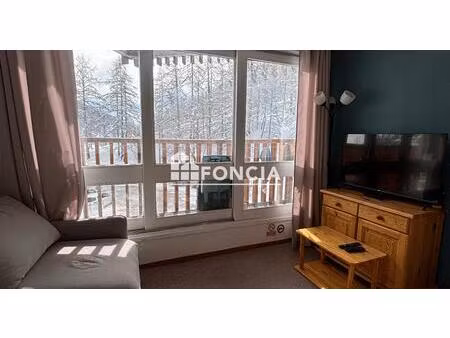 la foux d'allos residence les aiguilles  grand studio 4 couchages idealement place  tres j