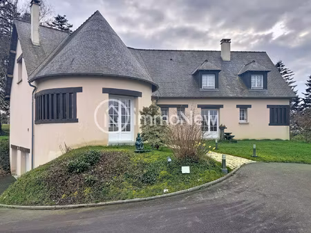 beau pavillon au calme 228 m2 proche du centre ville sur ter