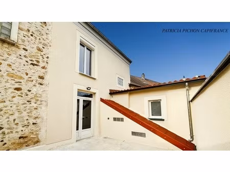 à découvrir sans tarder : maison entièrement rénovée 106 m² avec 4 chambres  terrasse  sou