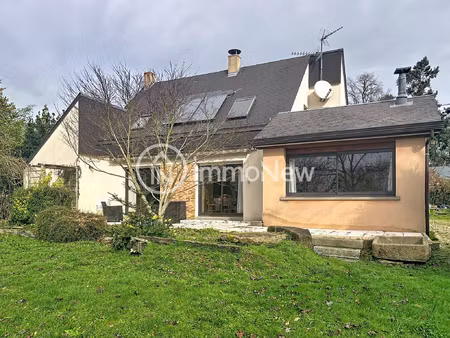 tres beau pavillon des annees 1995  124 m2 au calme  proche