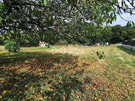 vente terrain 940 m² à salignac (33240)  78 000 €