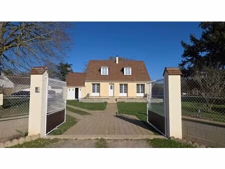 jolie maison familiale 5 chambres à 10 min de dreux