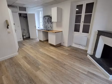 location appartement 1 pièce 19 m² à ciboure (64500)  403 €