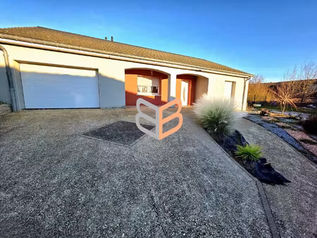 maison de plain pied sur la commune de mercy le bas