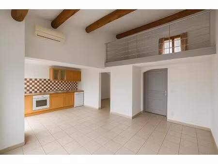 maison de village avec énorme potentiel