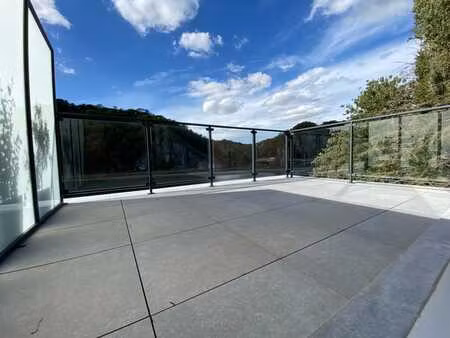 superbe appartement 3ch  avec vue imprenable sur la meuse