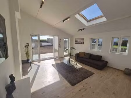 maison 3 façades lumineuse – 3 chambres – jardin sud