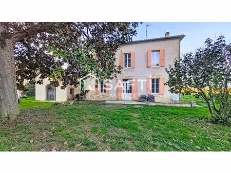 maison en pierre avec 73 m² de dependances !