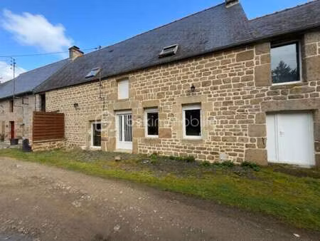 vente longère et corps de ferme à chauvigné (35490) : à vendre / 125m² chauvigné