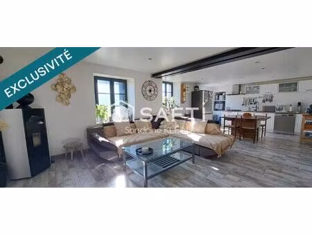 longère 110 m² rénovée  avec dépendances.