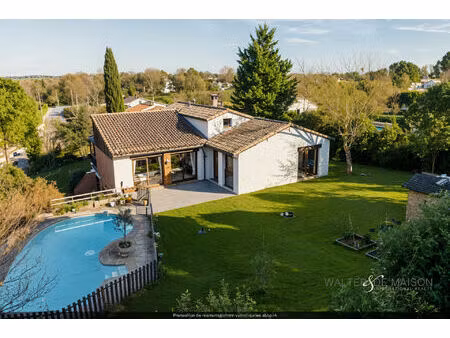 maison spacieuse 6 pièces à vendre à montgiscard - réf 15493