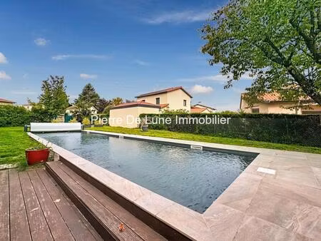 maison beaujolaise de caractère avec piscine – centre chazay-d’azergues