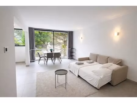 beaulieu-sur-mer – studio lumineux avec balcon  parking et cave