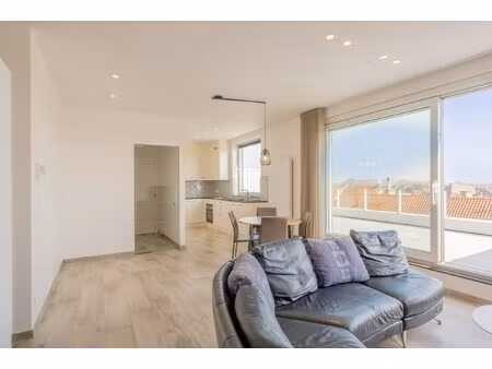 appartement te huur in zeebrugge met 2 slaapkamers