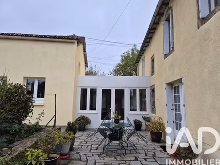 vente maison 4 pièces 120 m² à l'absie (79240)  110 000 €