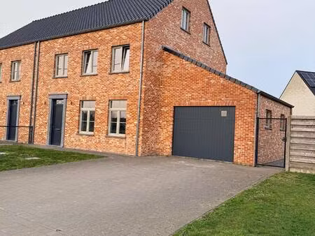 huis te huur in meerhout met 4 slaapkamers