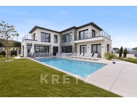 sainte - maxime  villa d'architecte  sémaphore vue mer.